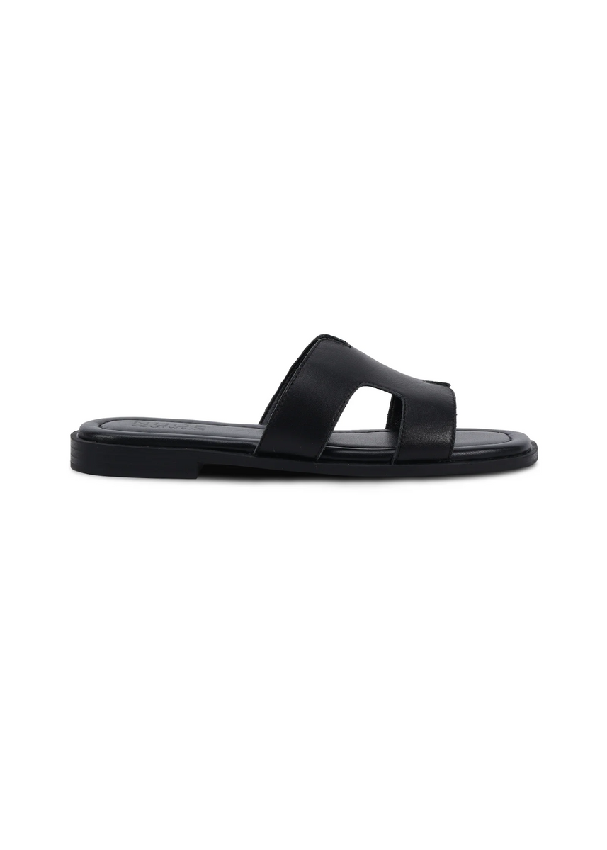 DELTA SANDALS - BLACK