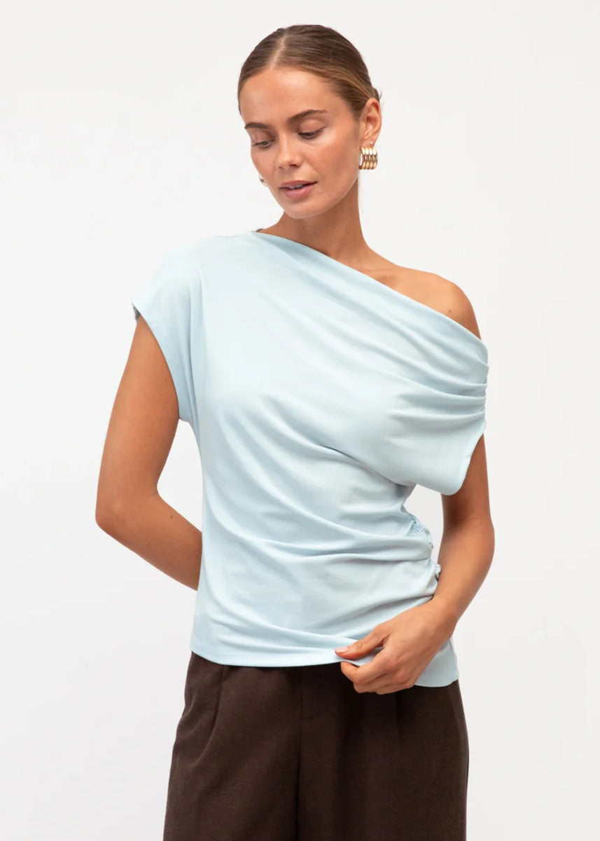BETTINA OFF SHOULDER TEE