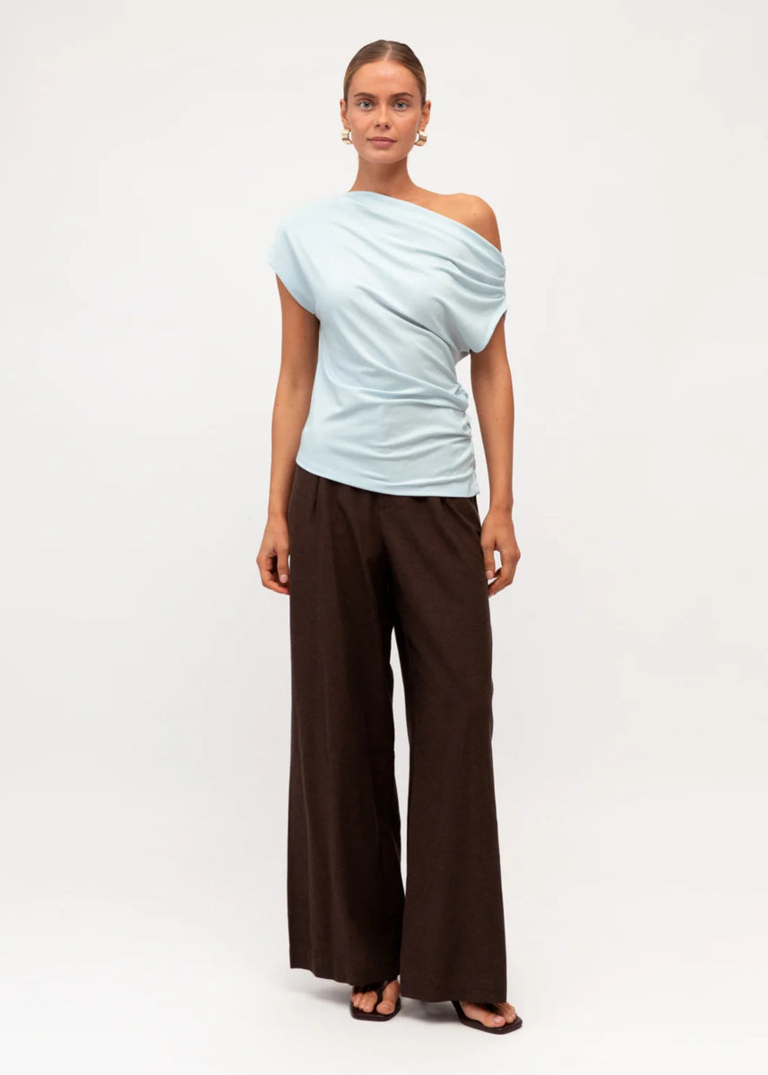 BETTINA OFF SHOULDER TEE