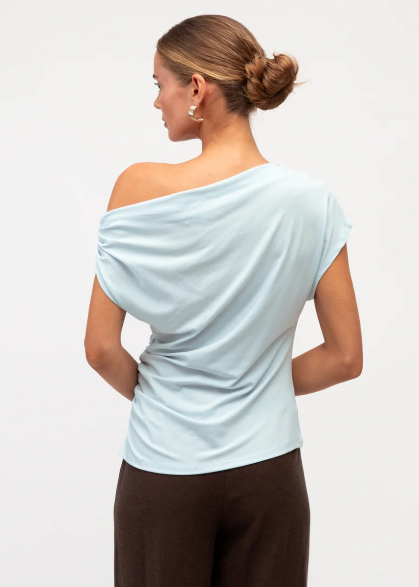 BETTINA OFF SHOULDER TEE