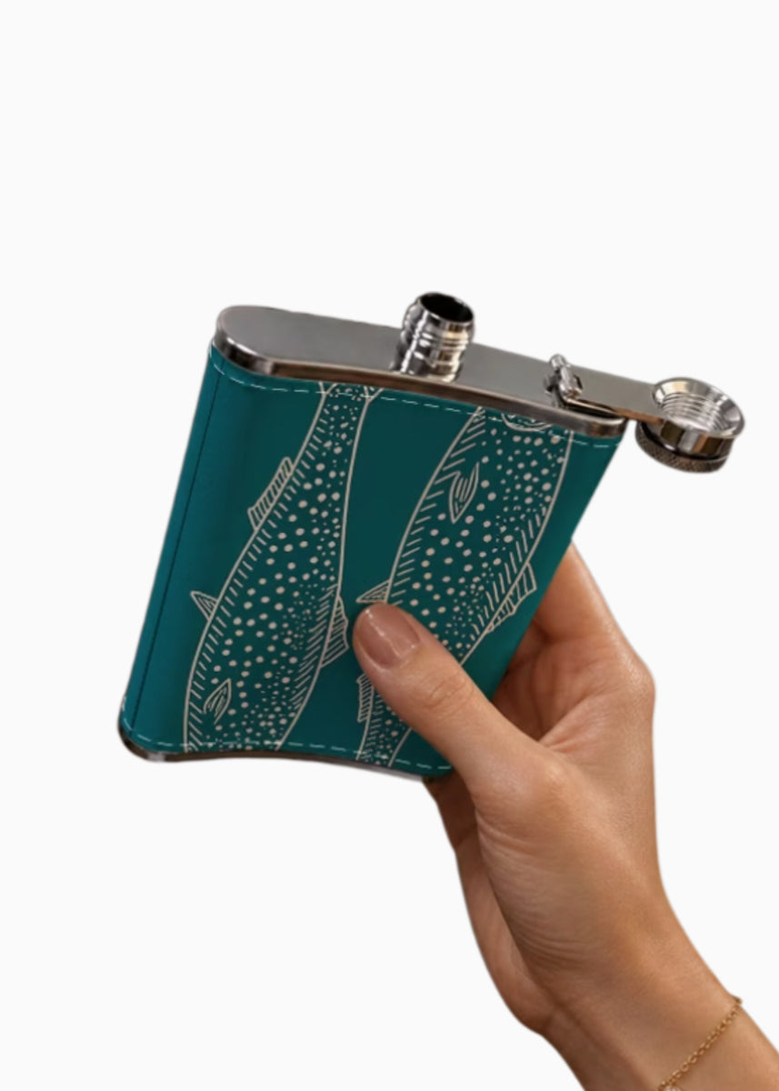 HIP FLASK - BLUE SPOTTED FISH