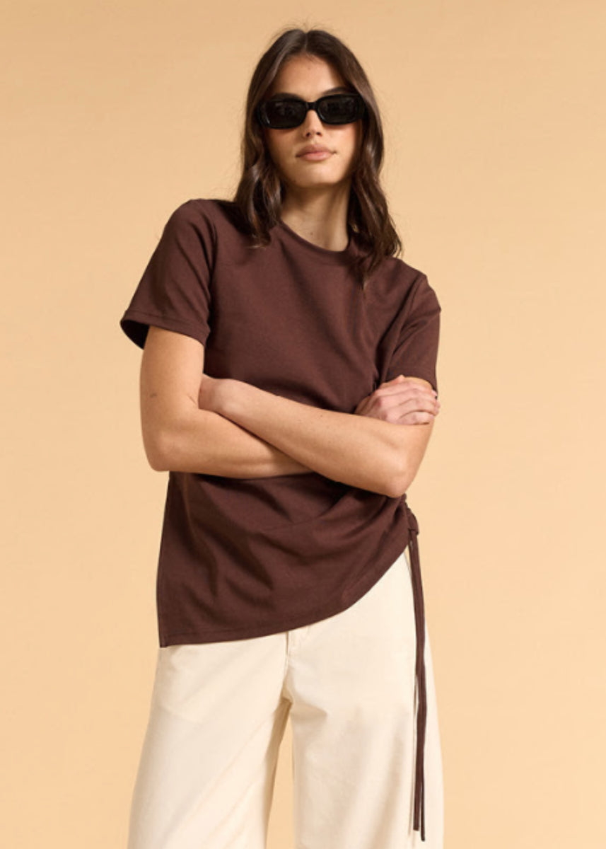 MIA ROUCHED SIDE TEE