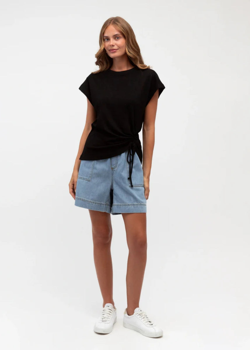 NAT DRAWSTRING TEE - BLACK