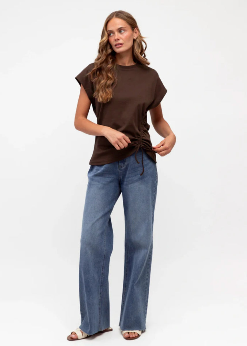 NAT DRAWSTRING TEE - CHOCOLATE