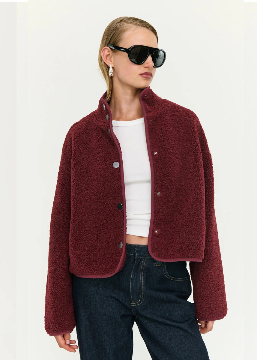 KATYA CROP SHERPA JACKET - MERLOT
