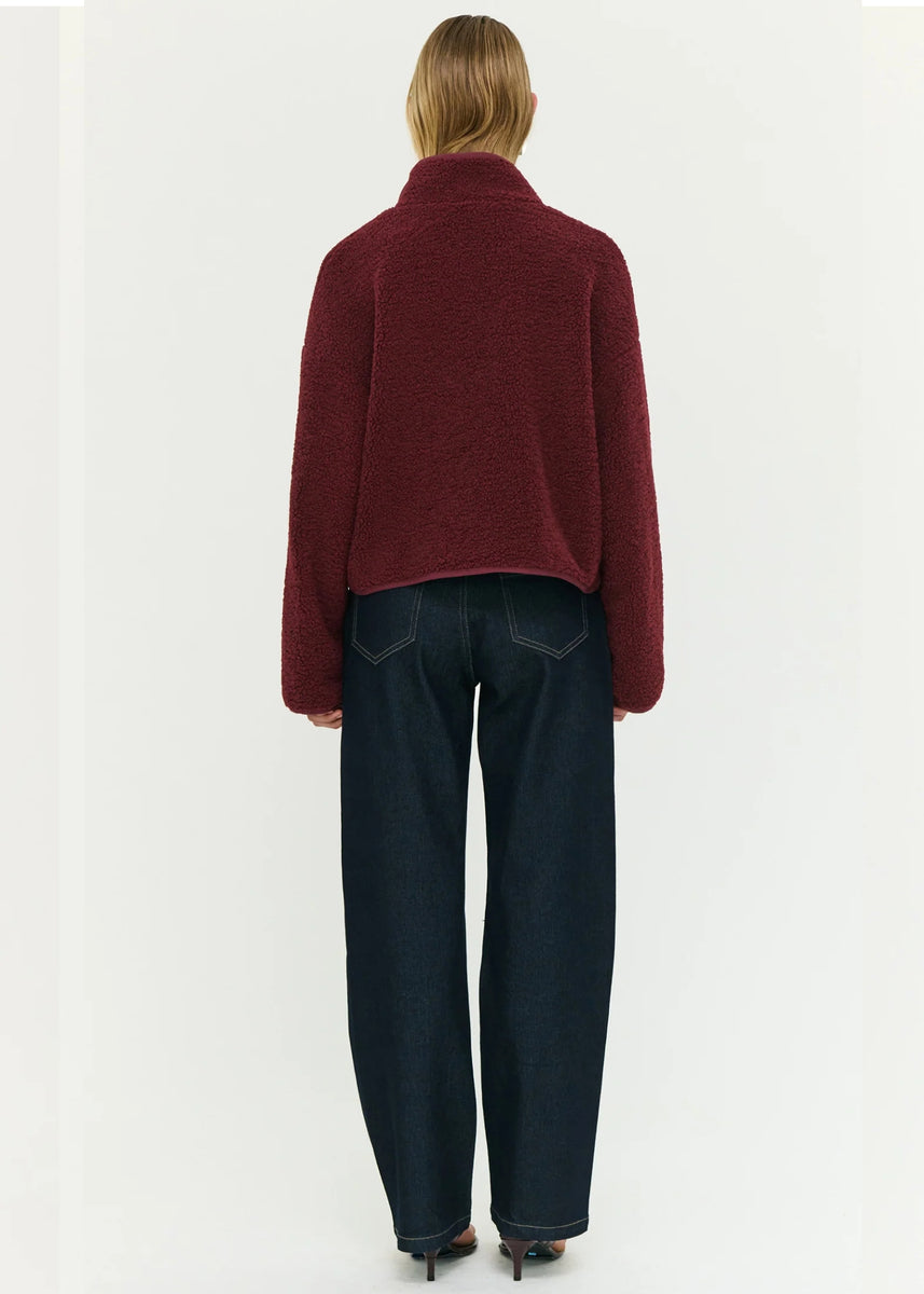 KATYA CROP SHERPA JACKET - MERLOT