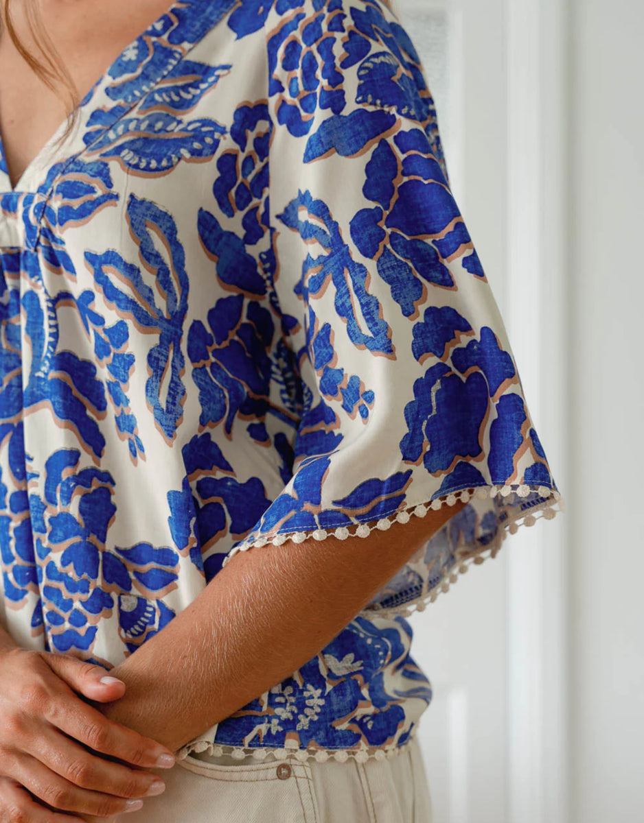 GABRIELLA TOP - INDIGO BLOOM PRINT