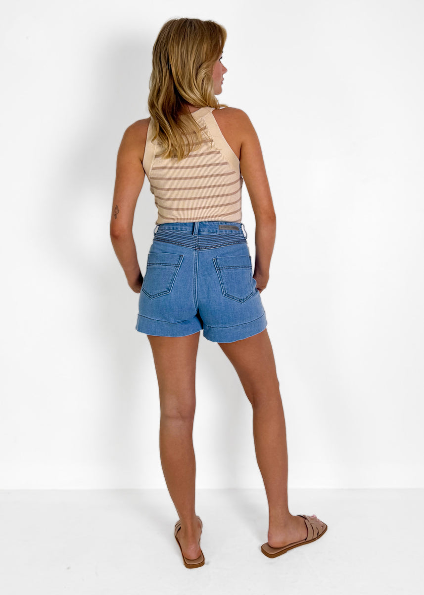 MADDY SHORTS - LIGHT BLUE