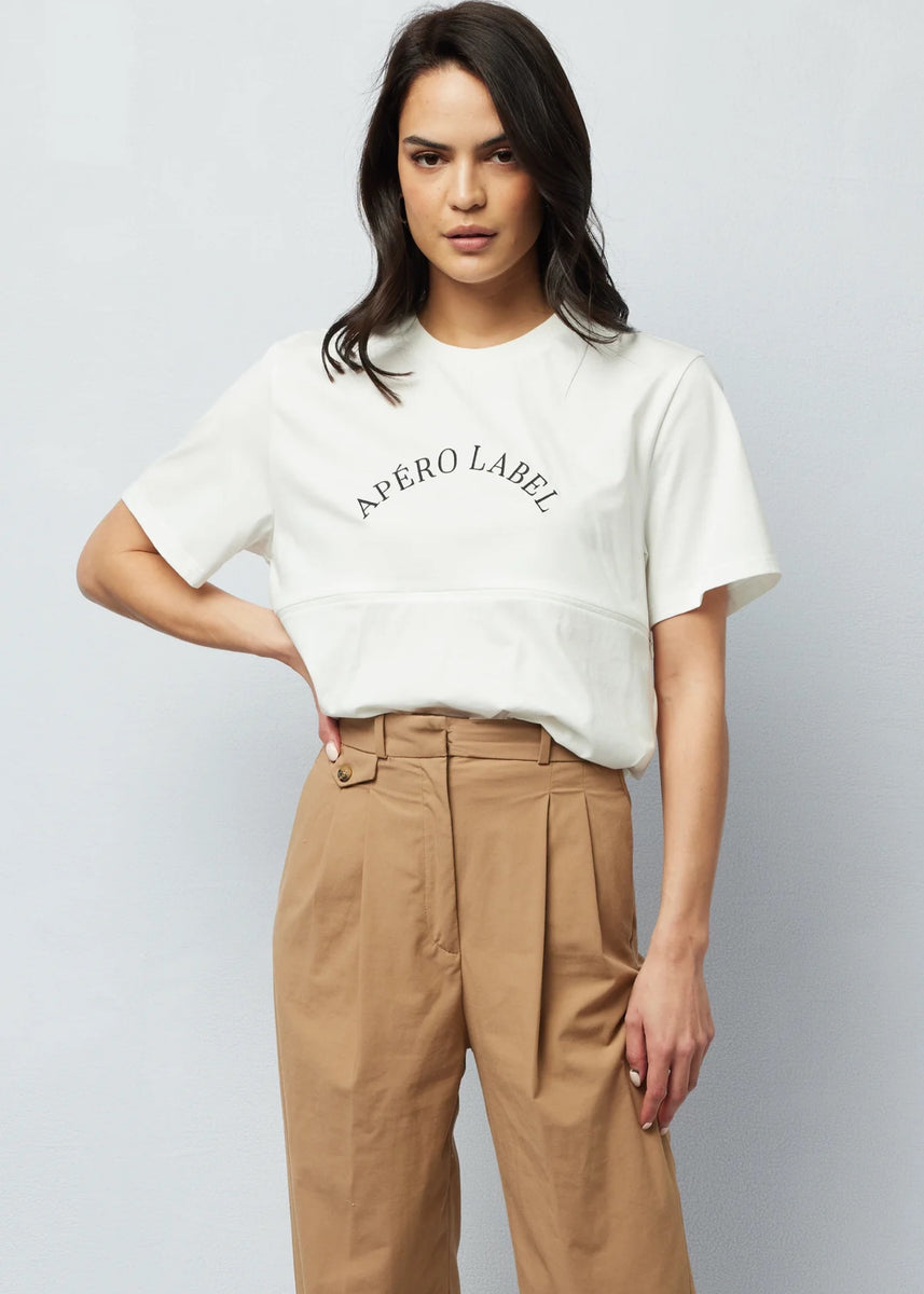 ARCH EMBROIDERED PANAL TEE